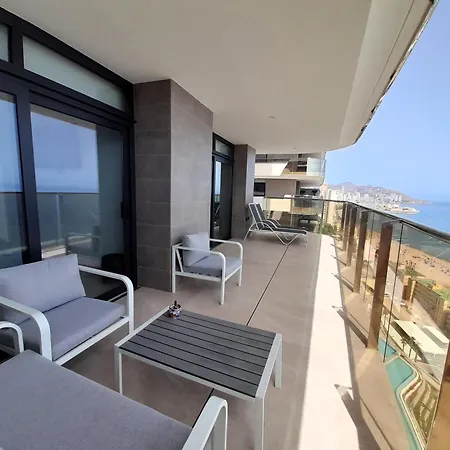 アパート Sunset Cliffs Sea View 14 Floor ベニドルム